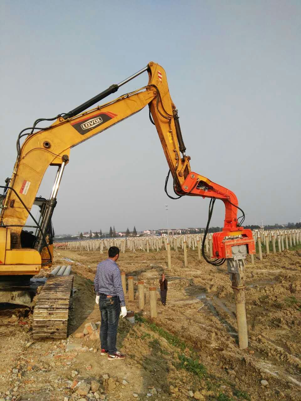 光伏發電水泥管樁施工 光伏建設